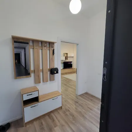 Square 21 Number 3 Tiran